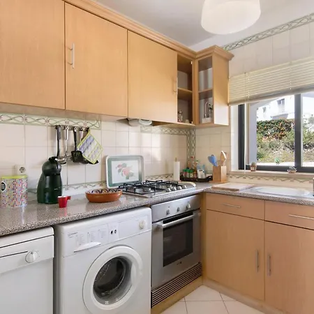 T2 Carvoeiro Apartment *